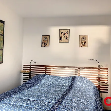 Splendide 2 Pieces Climatise Avec Piscine Et Garage Prive - Fr-1-647-6 Apartment *